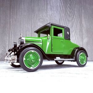 1926 Chevrolet Superior V2 Passenger green metal diecast model car toy miniature